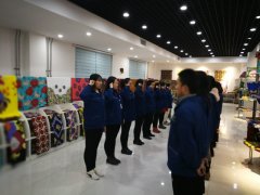 花布產品開發(fā)設計部組織新年拜師儀式